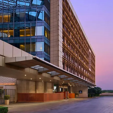 Jw Marriott Hotel New Delhi Aerocity-2